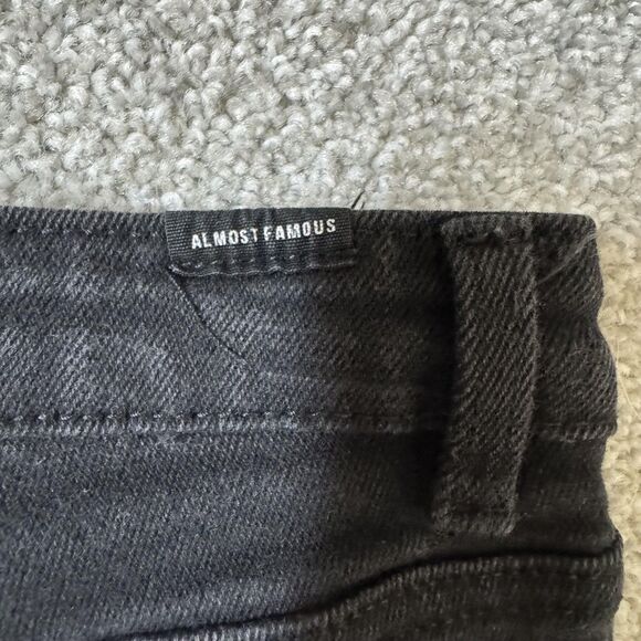Almost Famous Shorts Womens 3 Black Distressed Frayed Hem High Rise Denim Cutoff - Picture 3 of 11